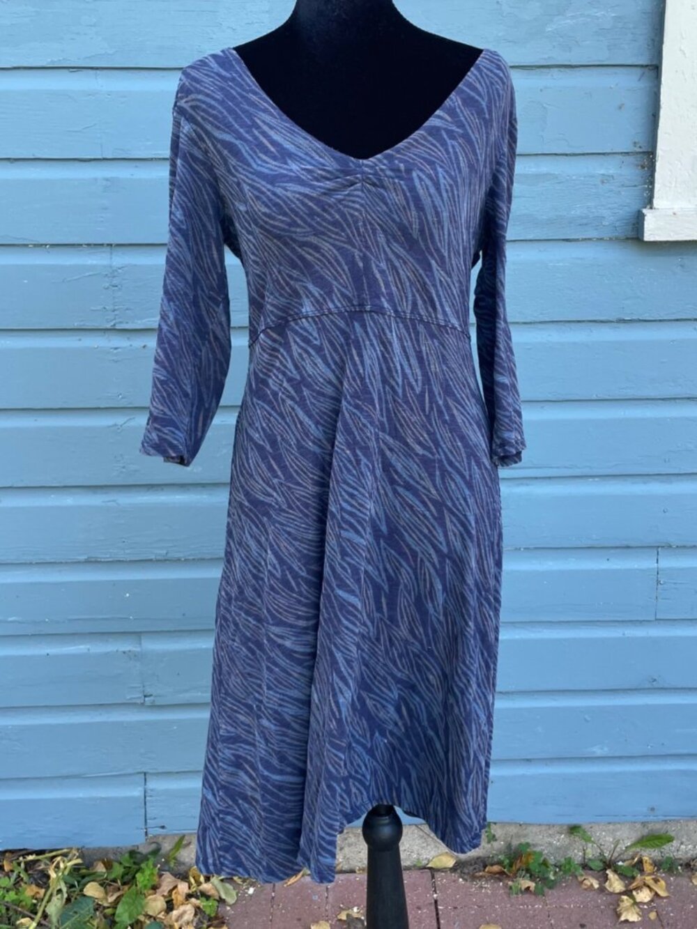 Horny Toad Dress 3/4 Sleeve V Neck Stretch Blue M Organic Crunchy Artist Cottage